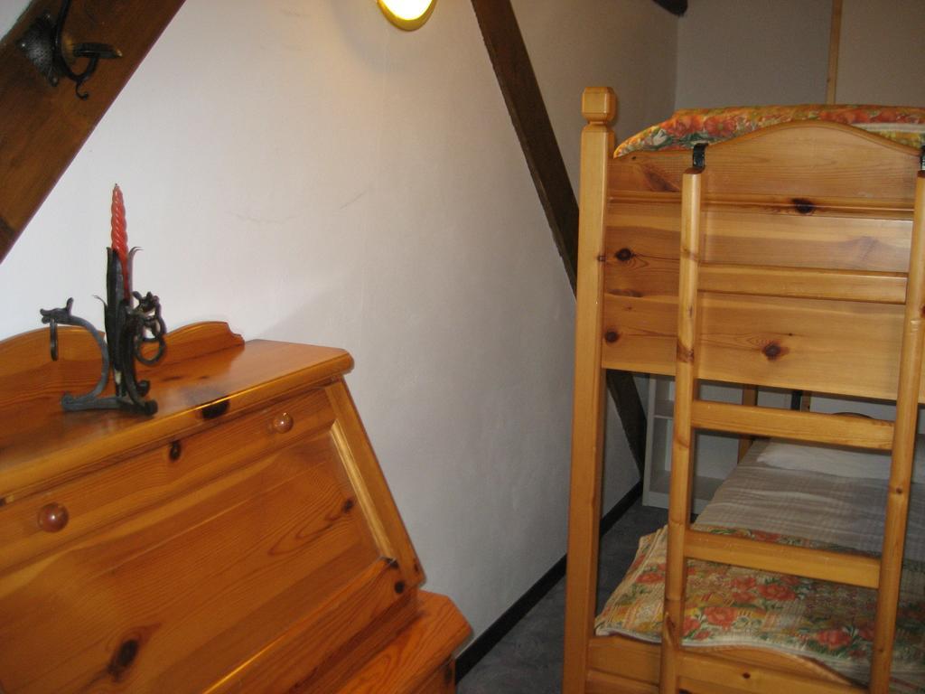 Apartamento Casa Martini Mezzana  Habitación foto
