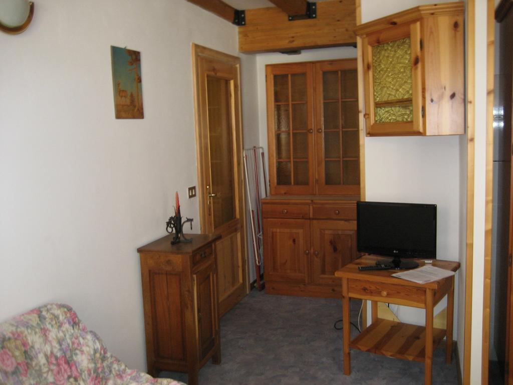 Apartamento Casa Martini Mezzana  Exterior foto